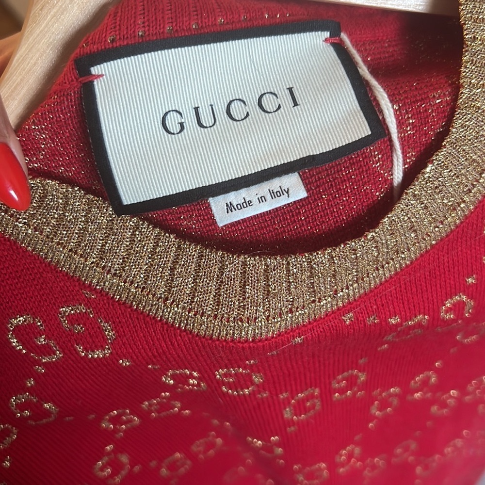 Gucci Metallic Logo Knit Top Paint the Town Red Sweater - Picture 2 of 4